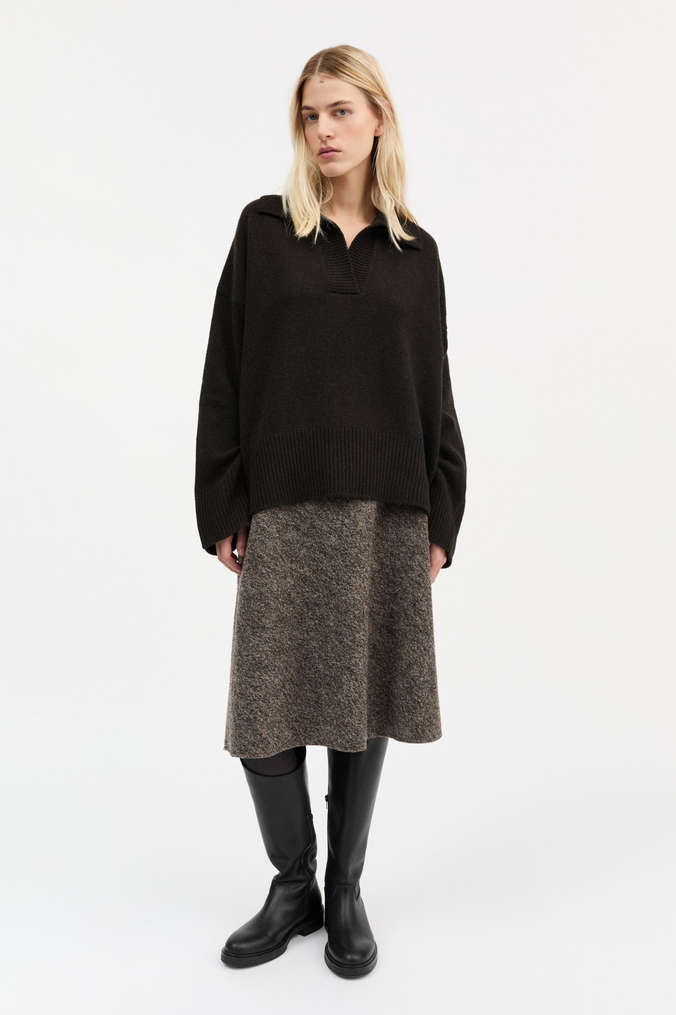 Skall Studio Dean V-neck jumper Jumper Deep brown