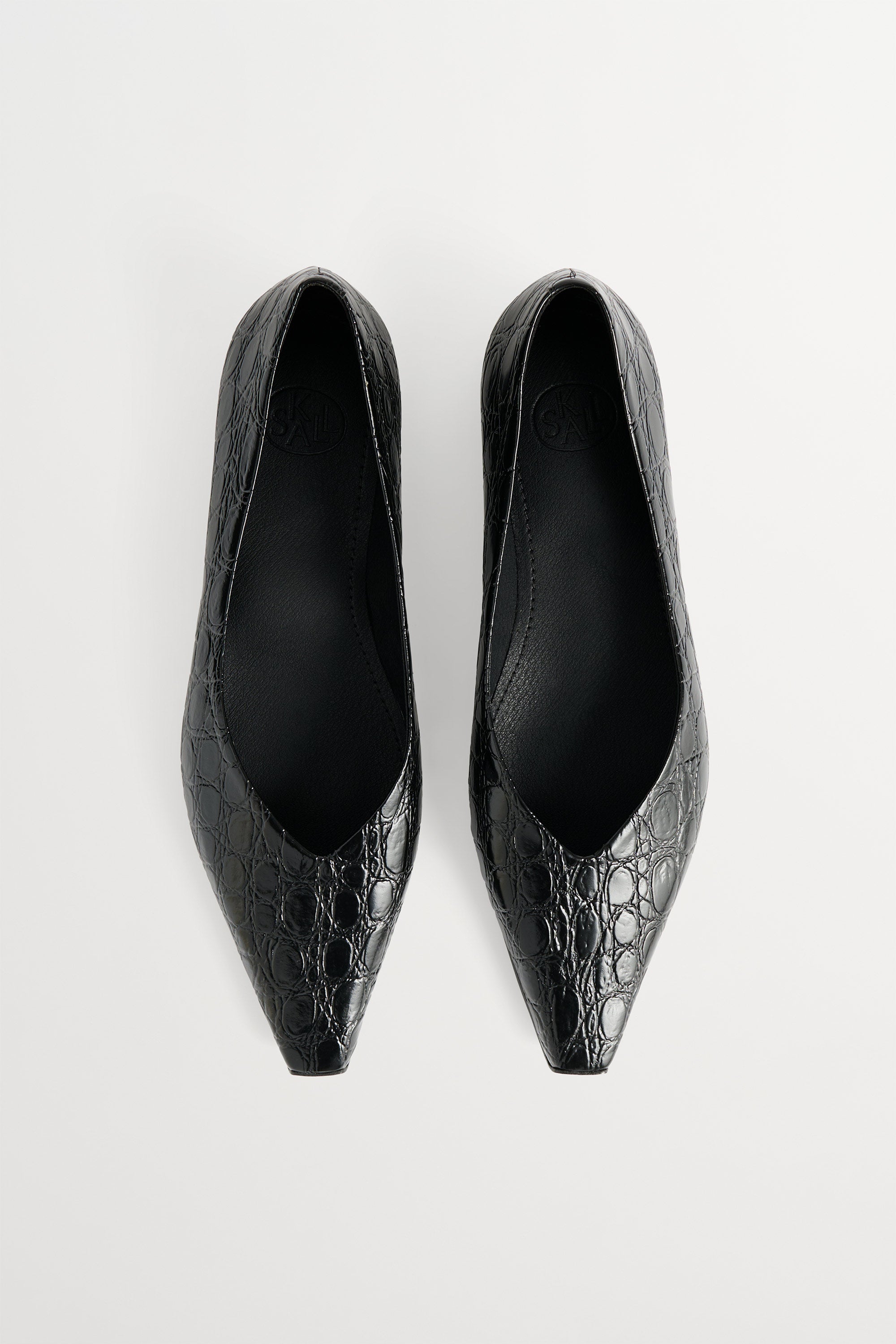 Skall Studio Pointy flat Shoes Croco black