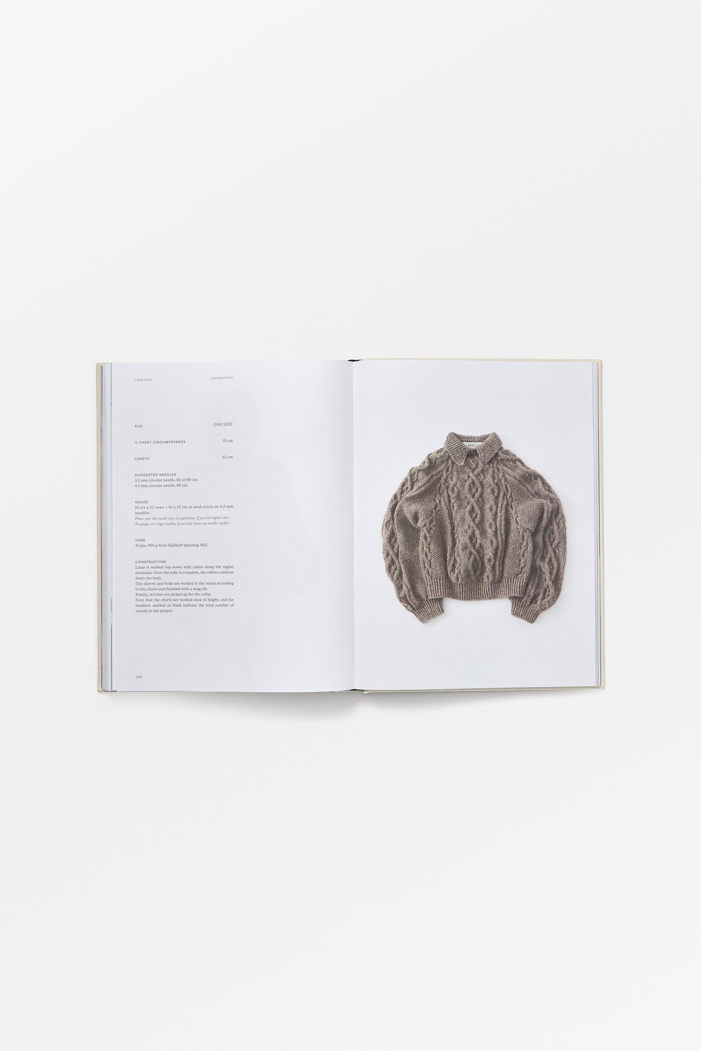 Skall Studio SKALL KNIT, book Book English