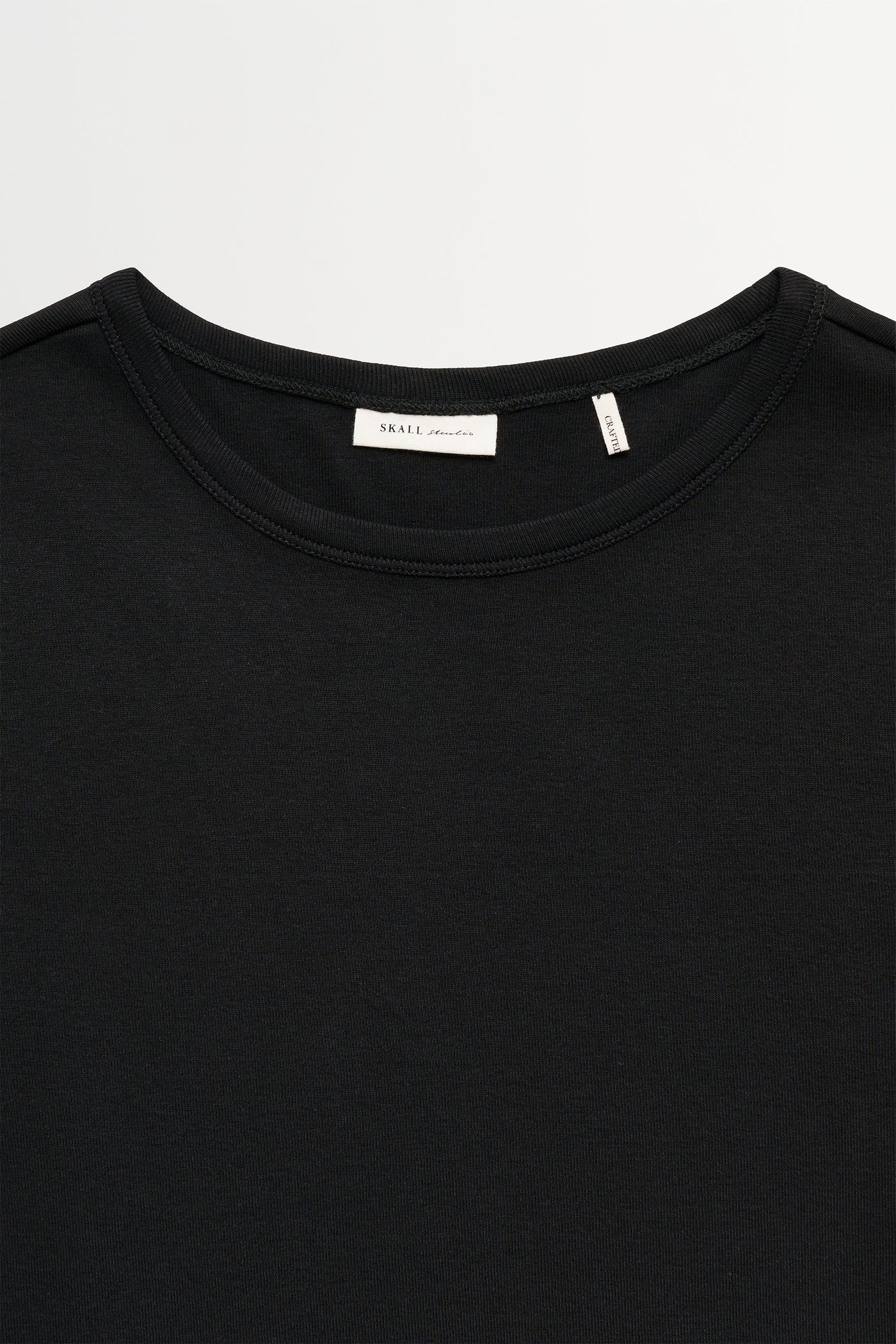 Skall Studio Seventies o-neck blouse Tee Black