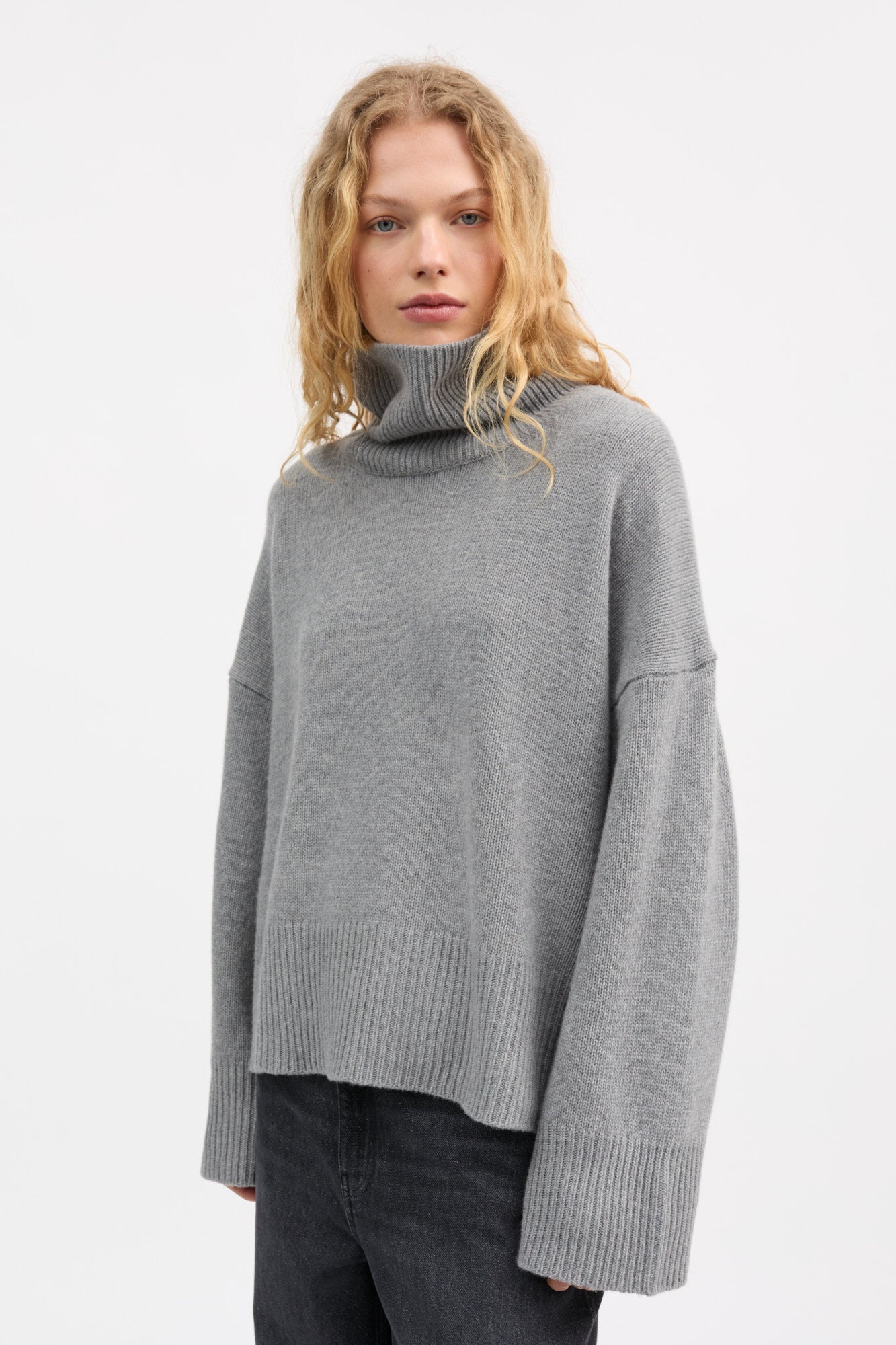 Skall Studio Silene t-neck Turtleneck Grey melange