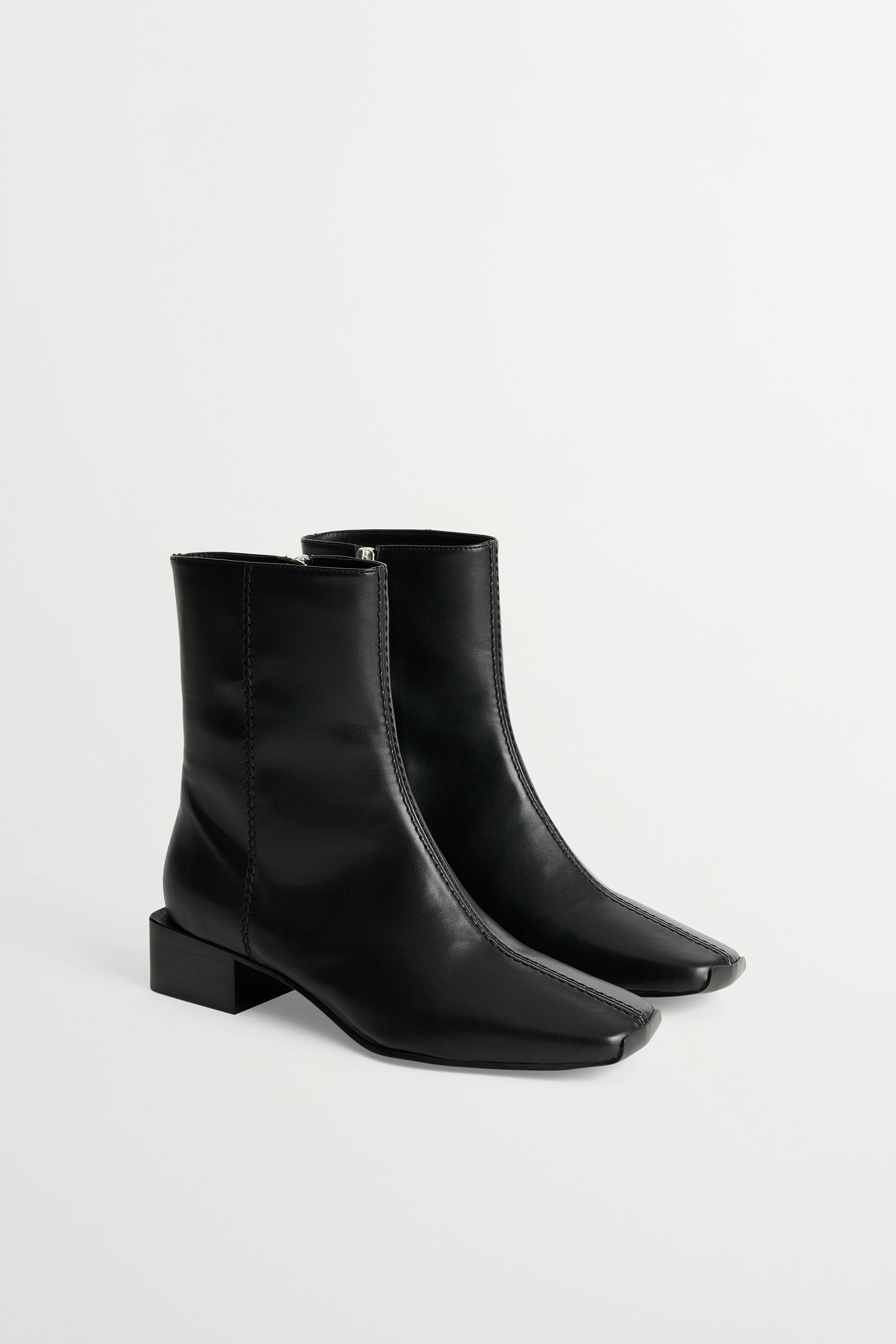 Skall Studio Square boot Shoes Black
